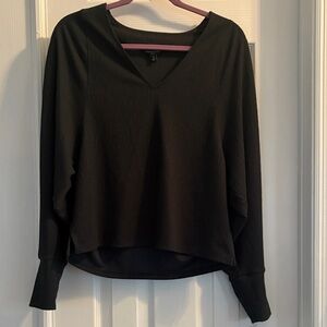 Banana Republic Dark Forest Green V neck Crepe textured long sleeve blouse